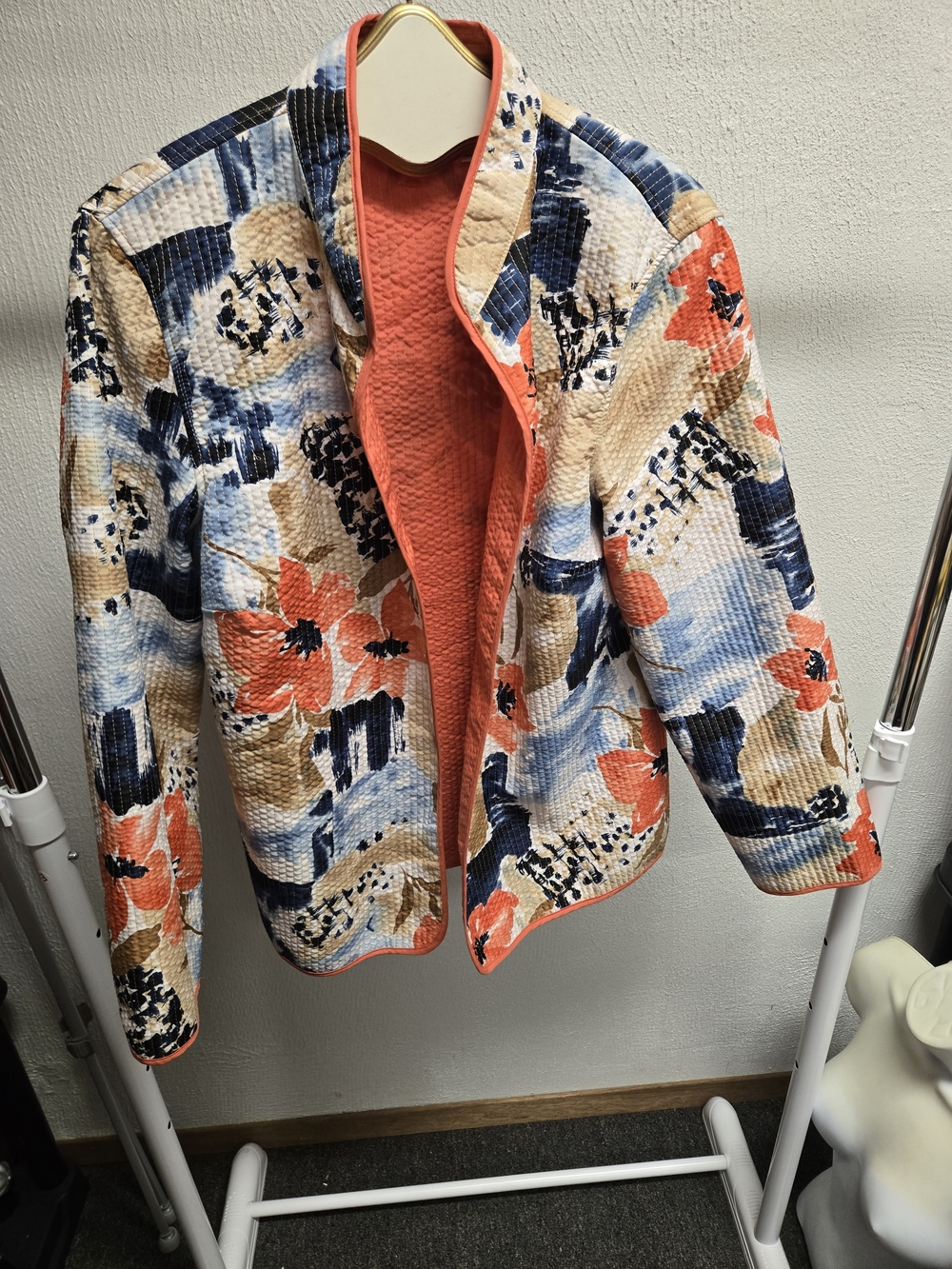 Alfred Dunner Coral, Navy & Cream Quilted Floral Open Jacket